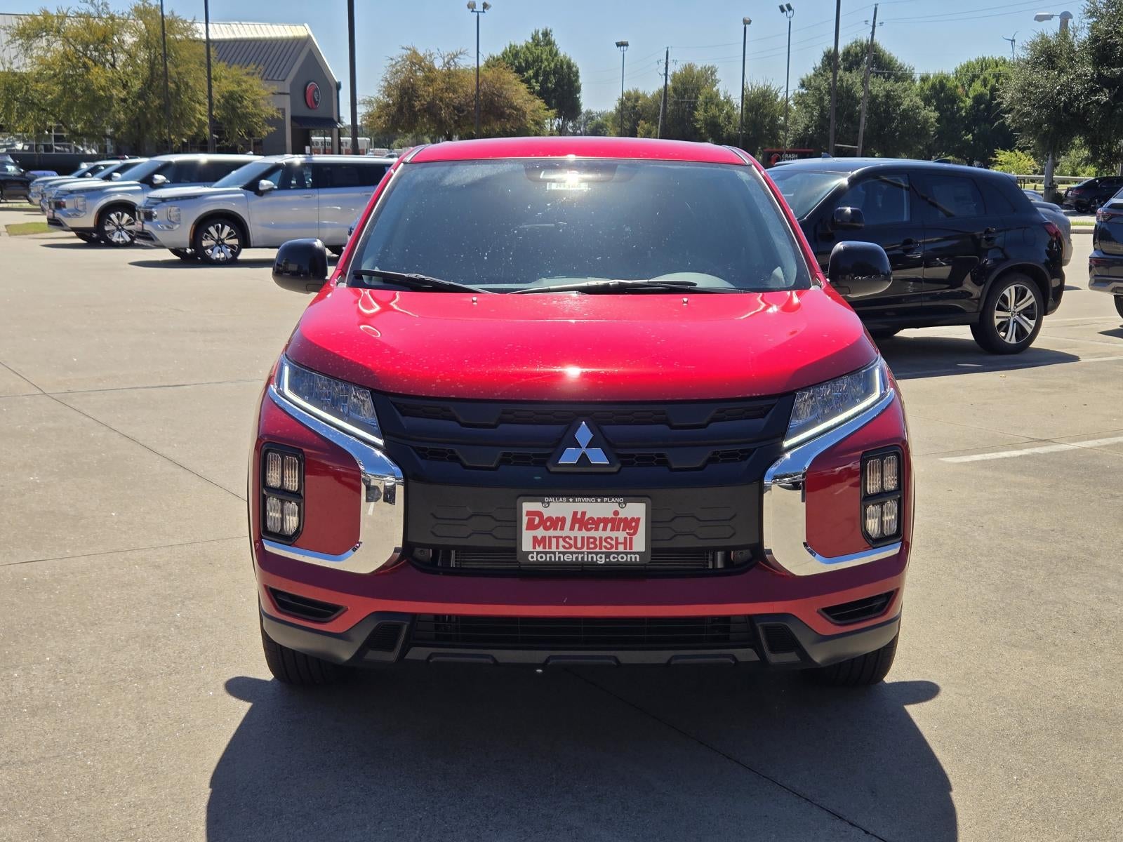 2027 Mitsubishi Outlander Sport LE