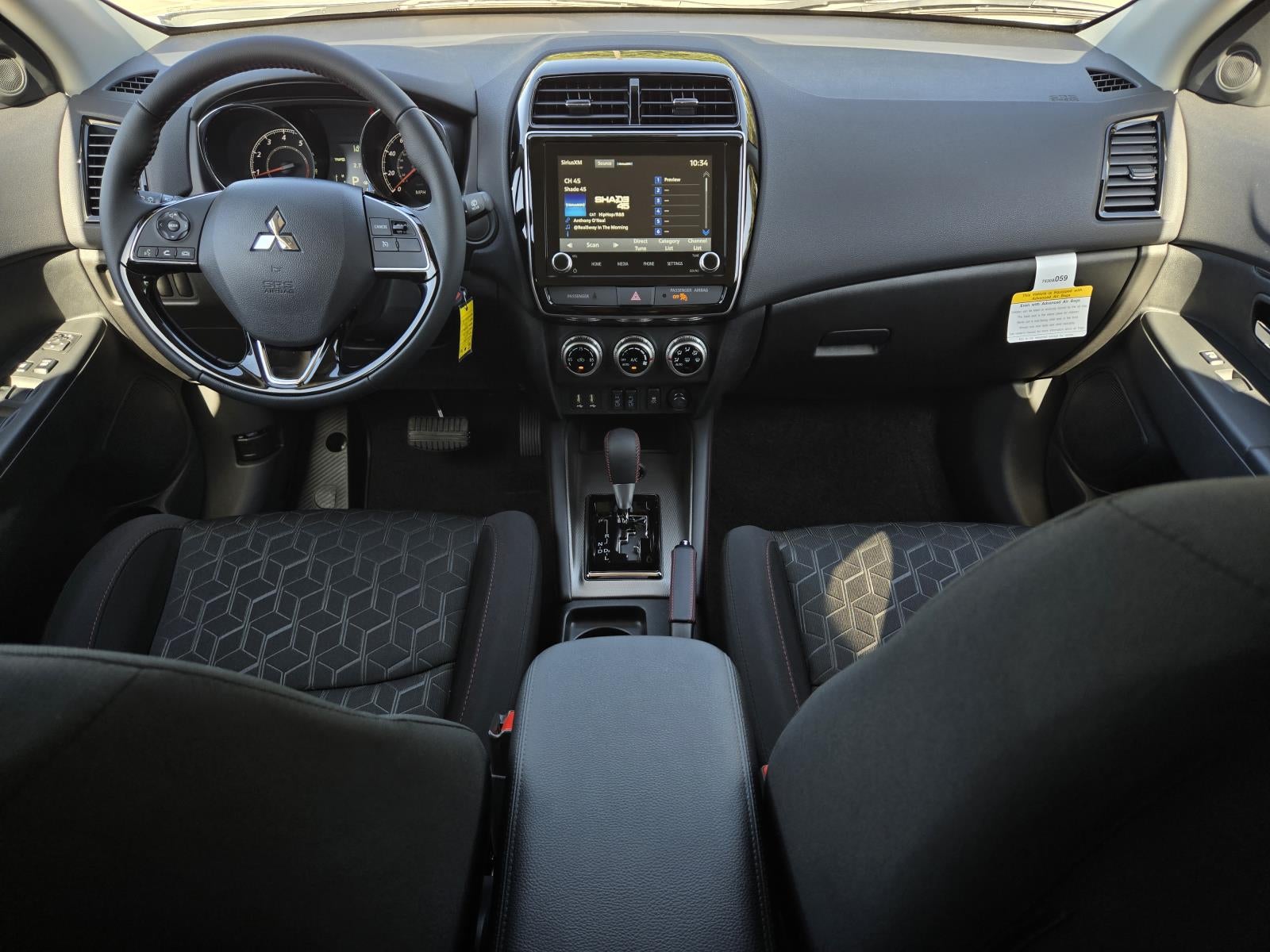 2027 Mitsubishi Outlander Sport LE