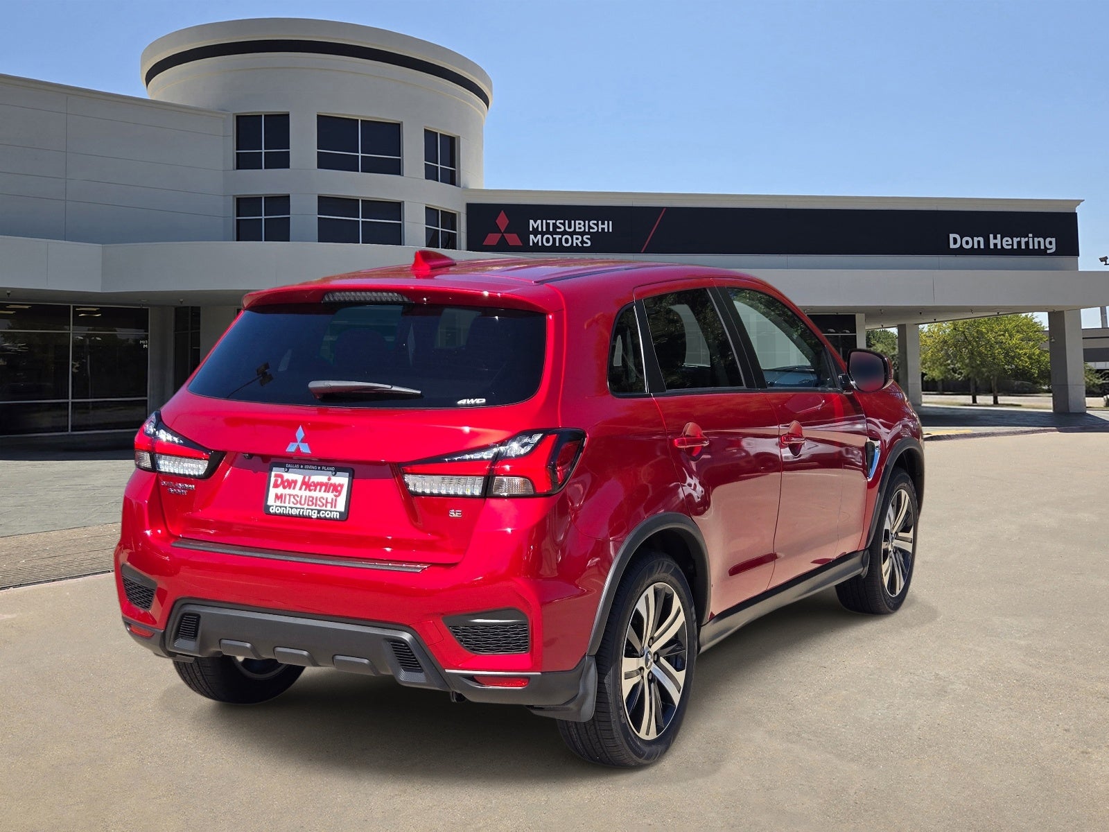 2027 Mitsubishi Outlander Sport SE