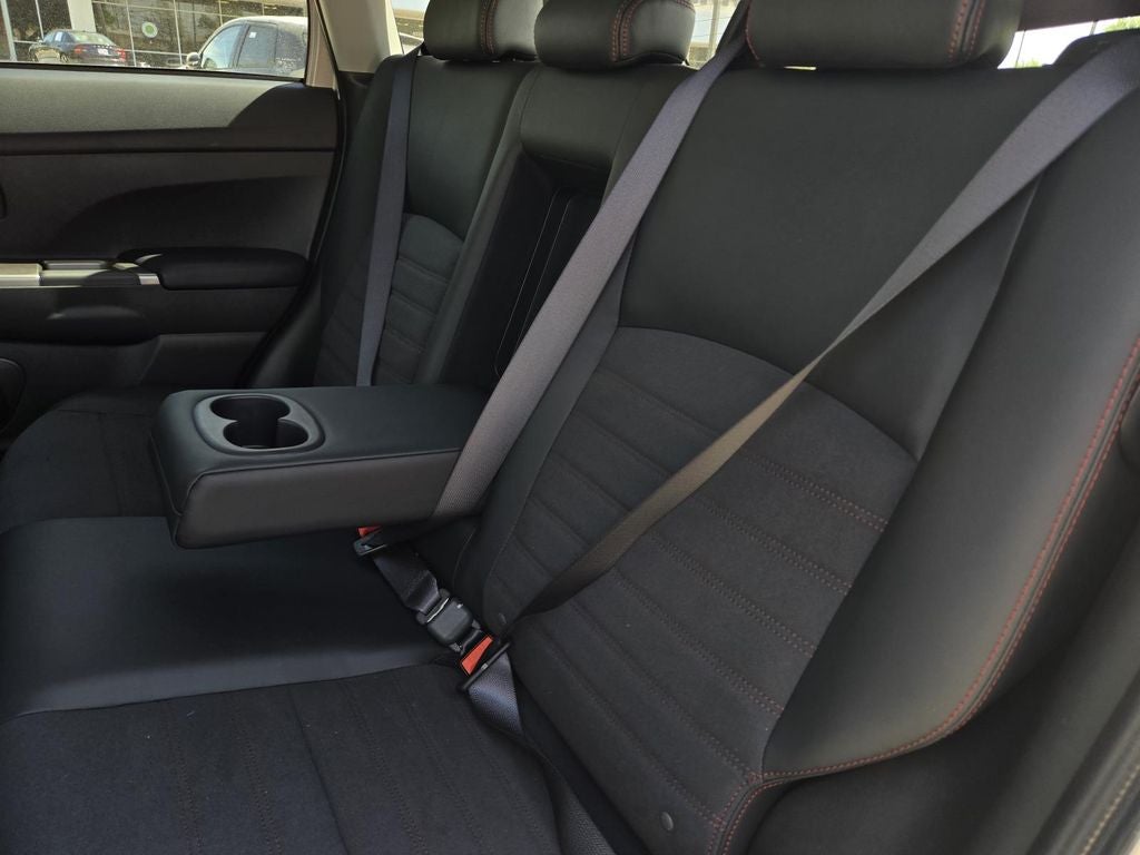 2026 Mitsubishi Outlander Sport SE