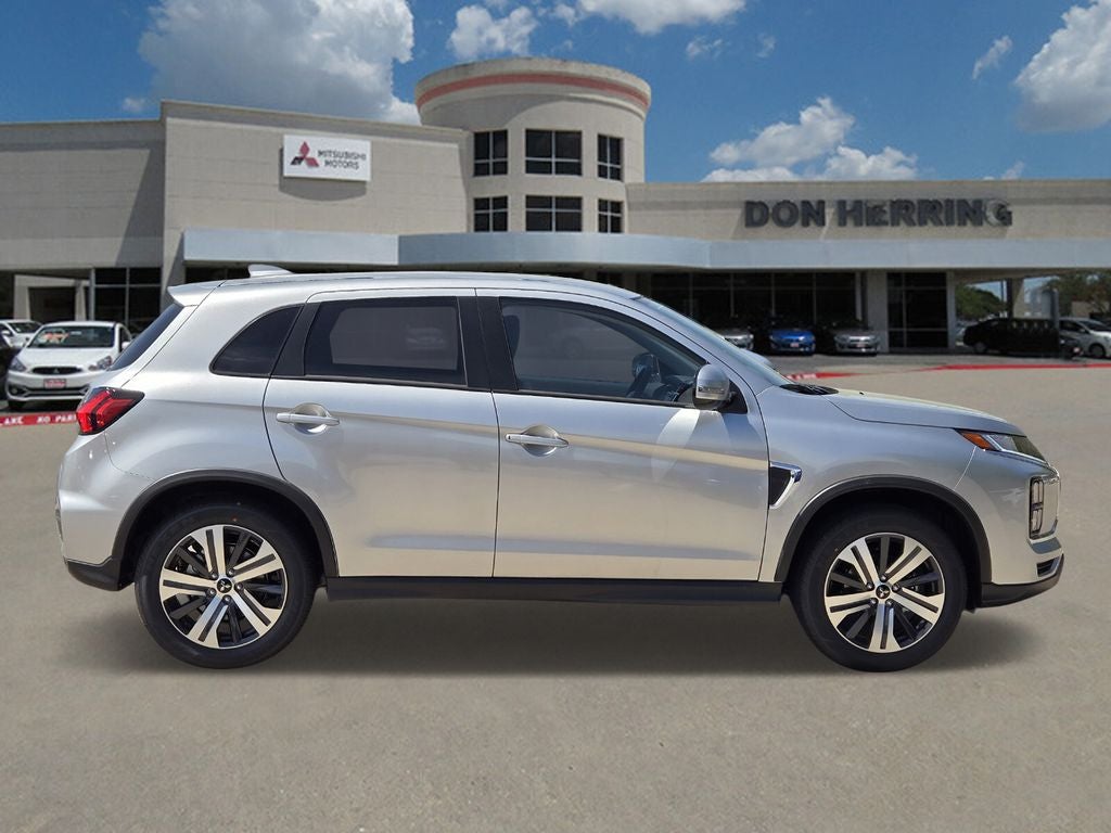 2026 Mitsubishi Outlander Sport SE