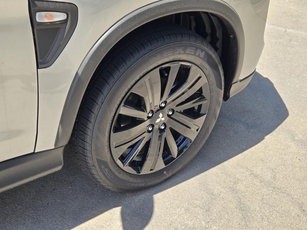 2026 Mitsubishi Outlander Sport SE