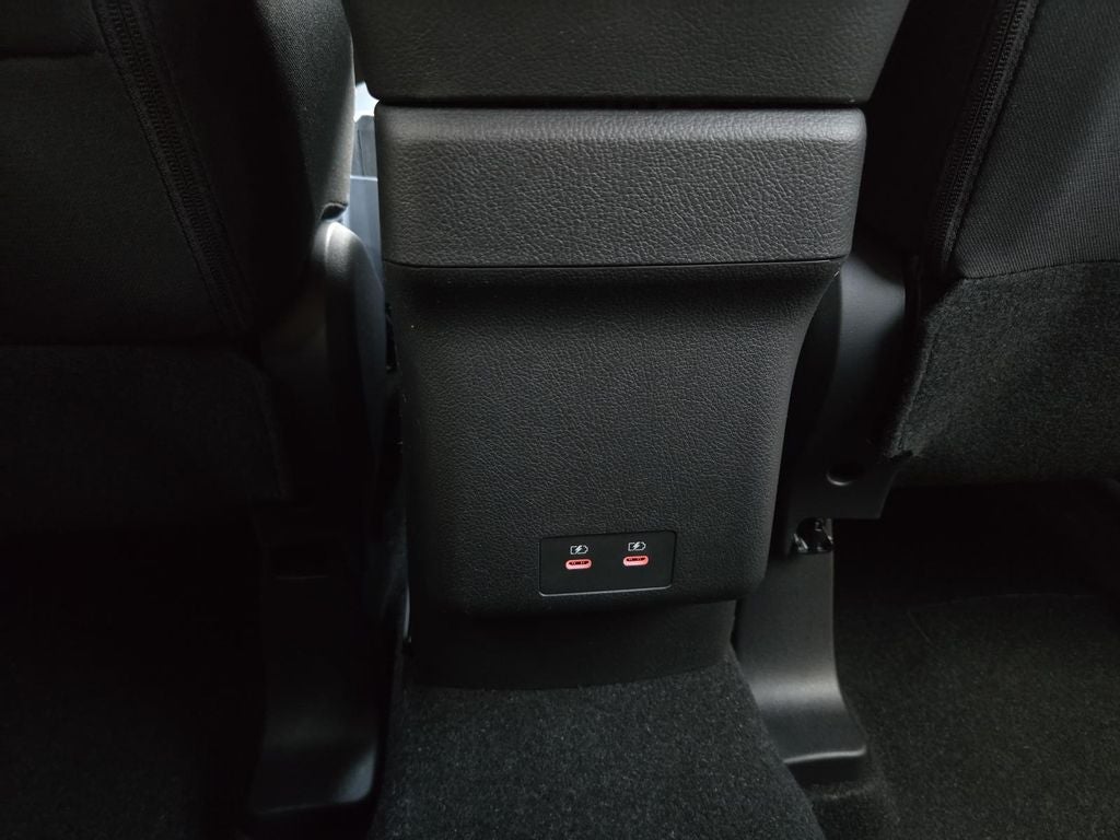 2026 Mitsubishi Outlander Sport SE