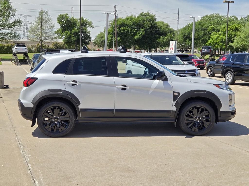 2026 Mitsubishi Outlander Sport SE