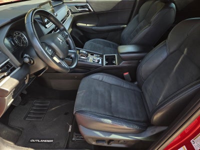 2022 Mitsubishi Outlander Black Edition