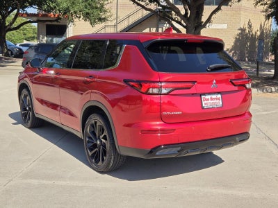 2022 Mitsubishi Outlander Black Edition