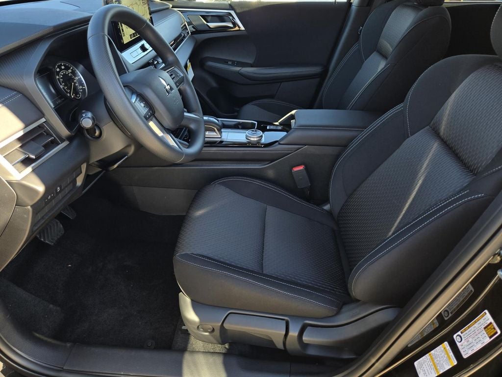 2026 Mitsubishi Outlander ES