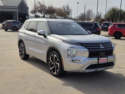 2023 Mitsubishi Outlander SEL
