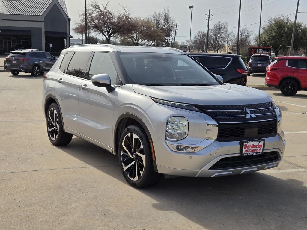 2023 Mitsubishi Outlander SEL