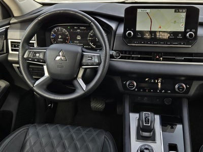 2023 Mitsubishi Outlander SEL