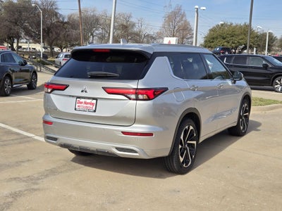 2023 Mitsubishi Outlander SEL