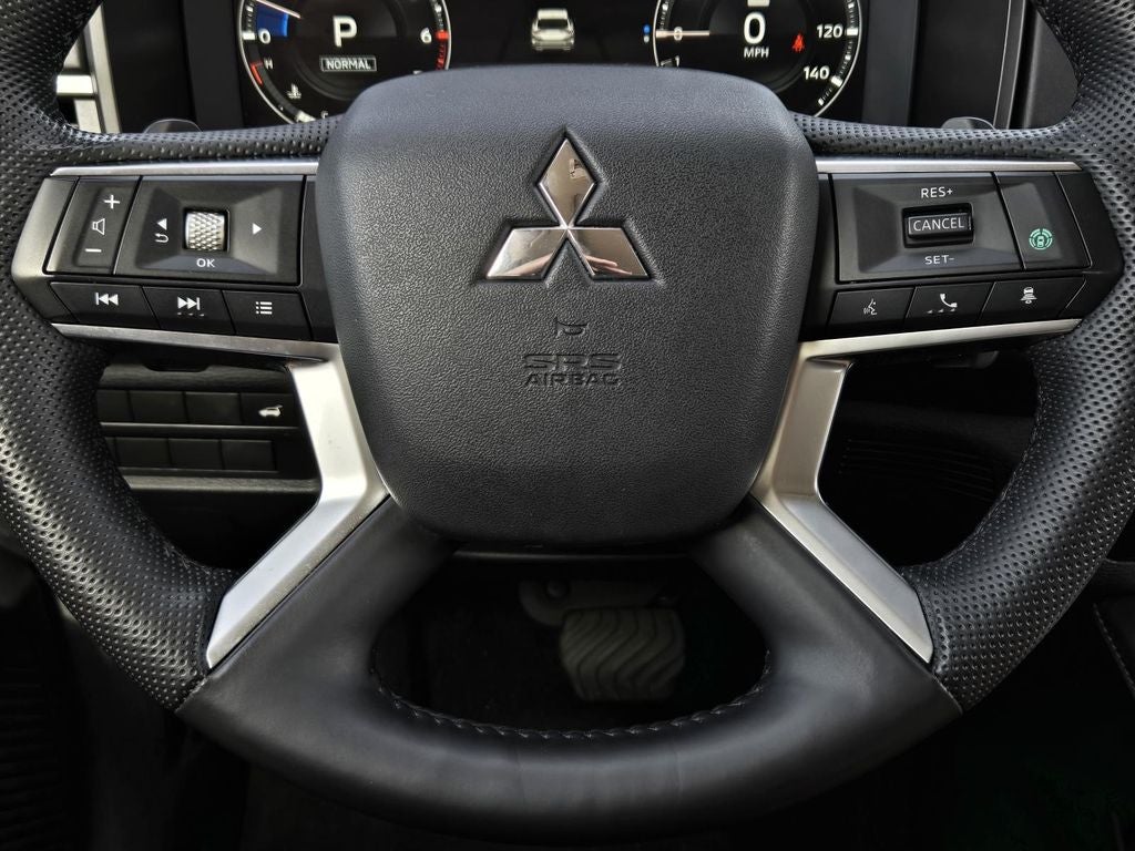 2023 Mitsubishi Outlander SEL