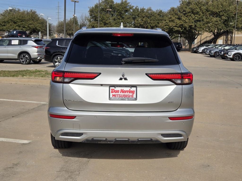 2023 Mitsubishi Outlander SEL