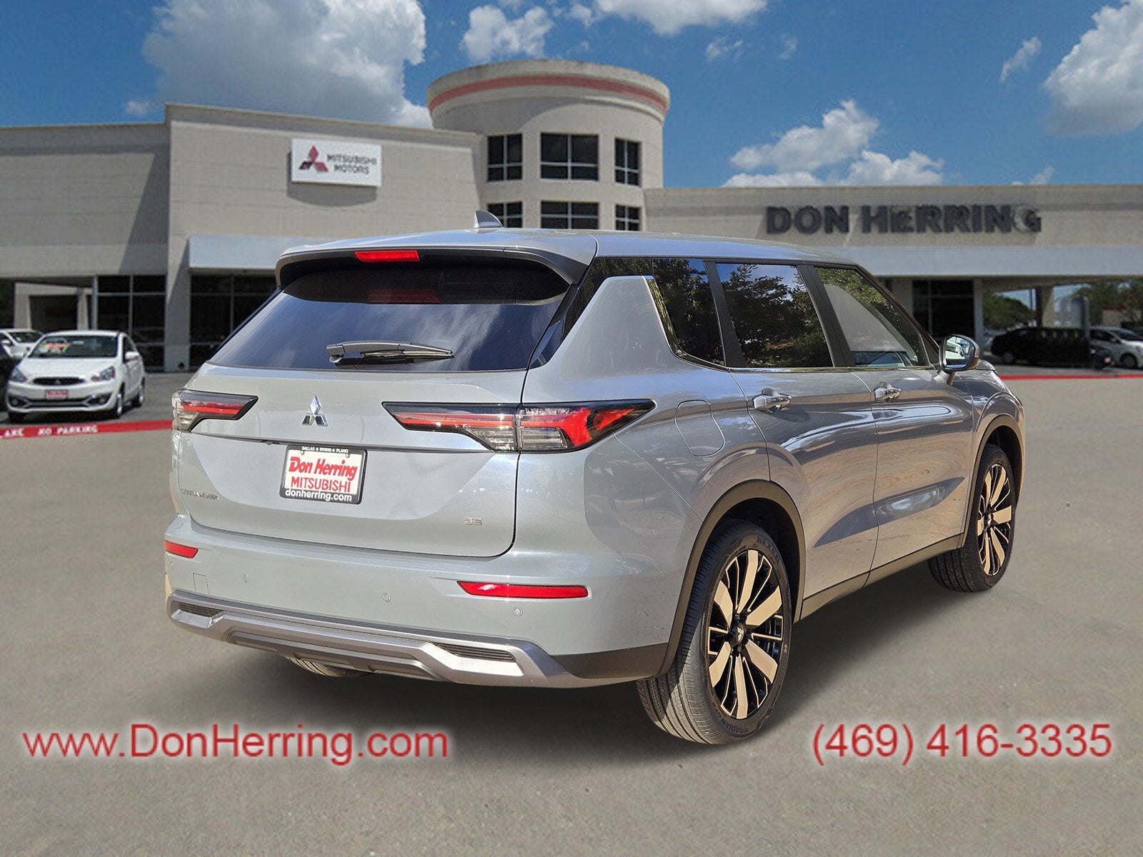 2026 Mitsubishi Outlander SE 2WD