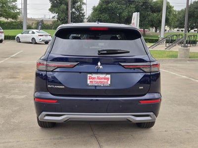 2026 Mitsubishi Outlander SE