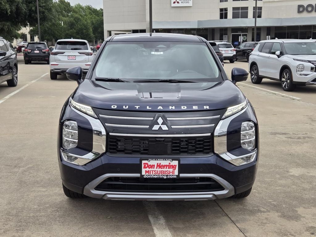 2026 Mitsubishi Outlander SE