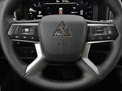 2026 Mitsubishi Outlander SE