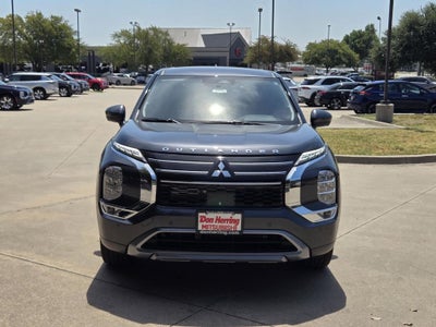 2026 Mitsubishi Outlander SE