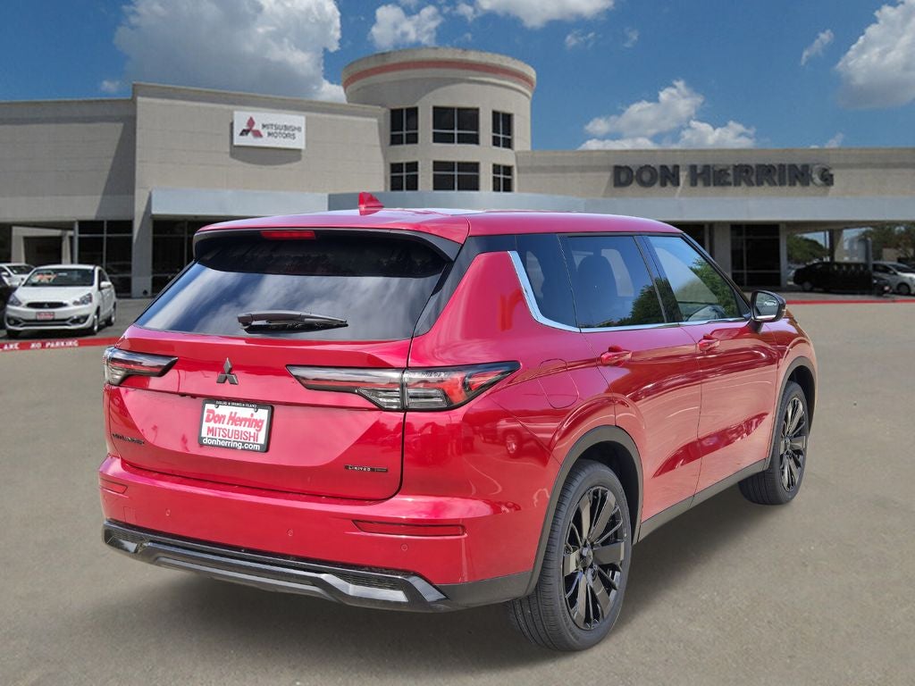 2026 Mitsubishi Outlander LE