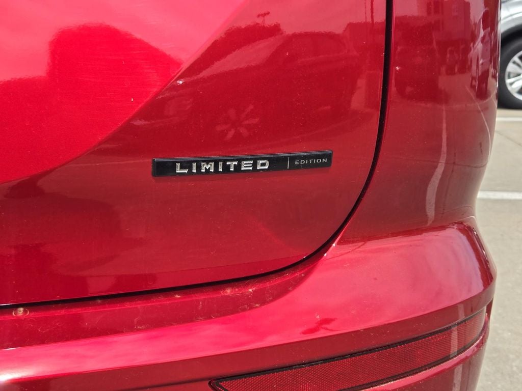 2026 Mitsubishi Outlander LE