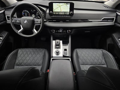 2024 Mitsubishi Outlander SEL