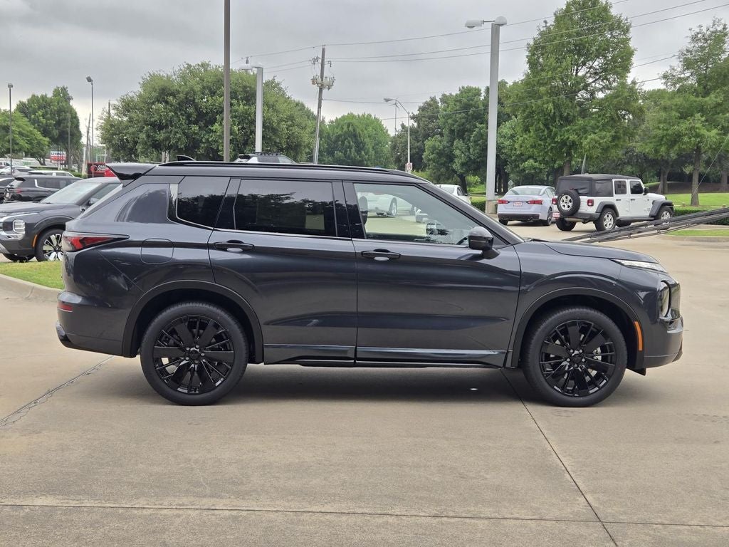 2026 Mitsubishi Outlander Black Edition