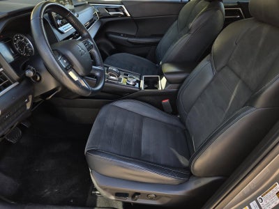 2022 Mitsubishi Outlander SE