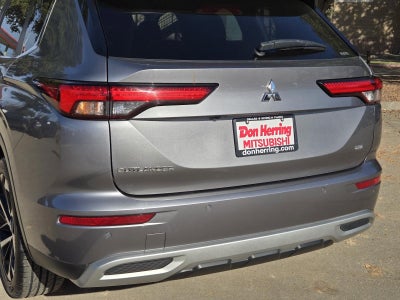 2022 Mitsubishi Outlander SE