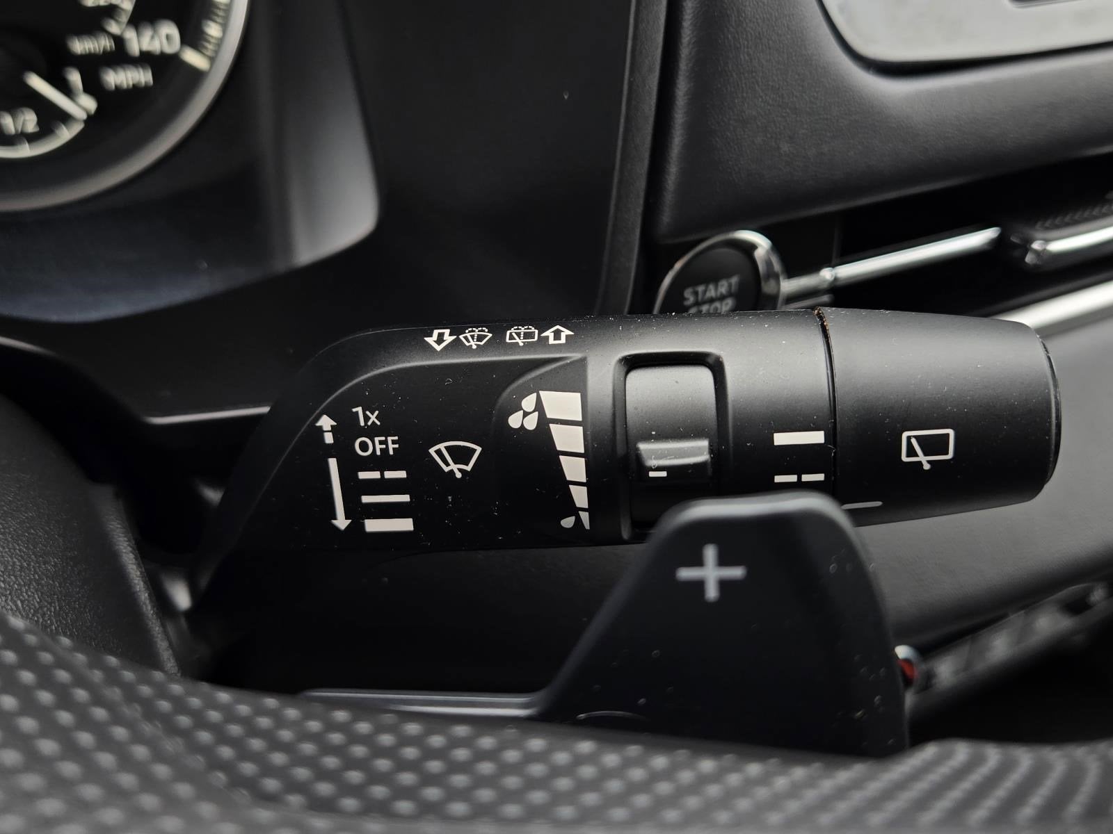 2025 Mitsubishi Outlander ES