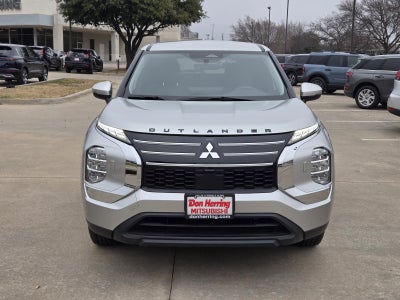 2025 Mitsubishi Outlander ES
