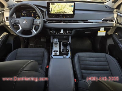 2025 Mitsubishi Outlander SE AWC