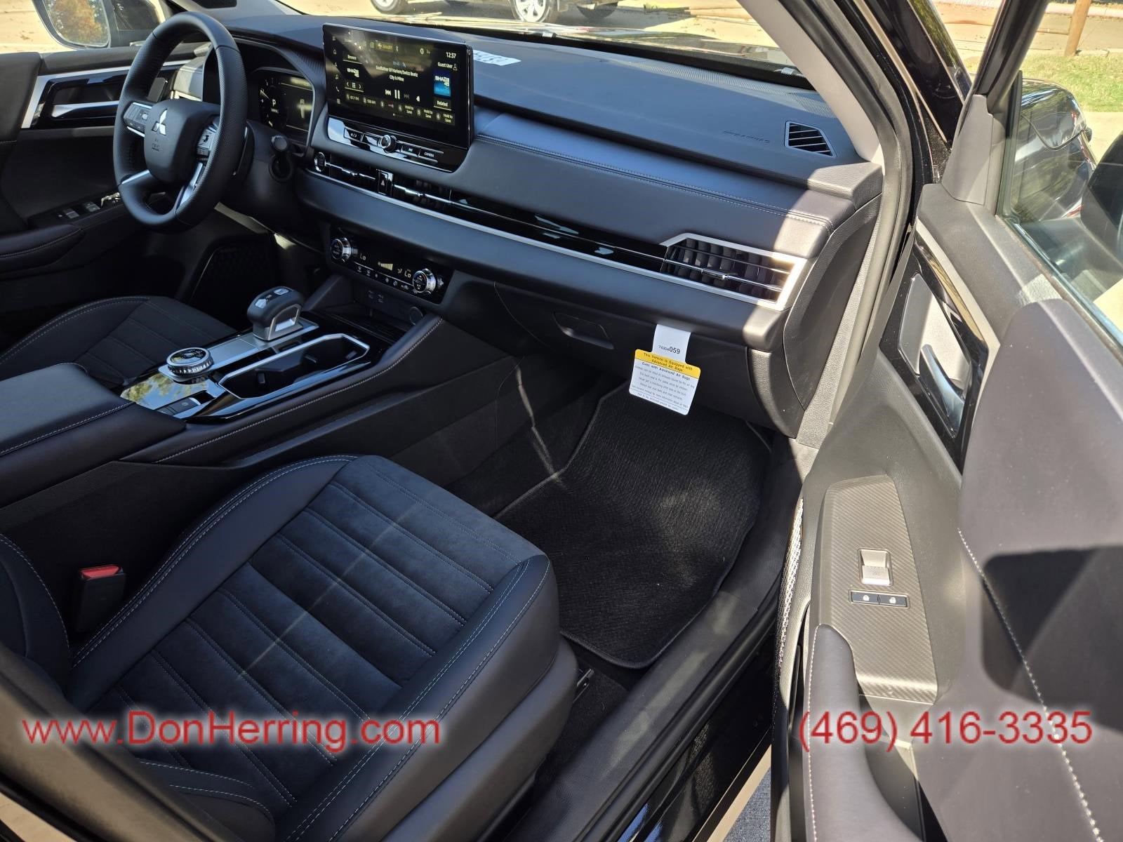 2025 Mitsubishi Outlander SE AWC