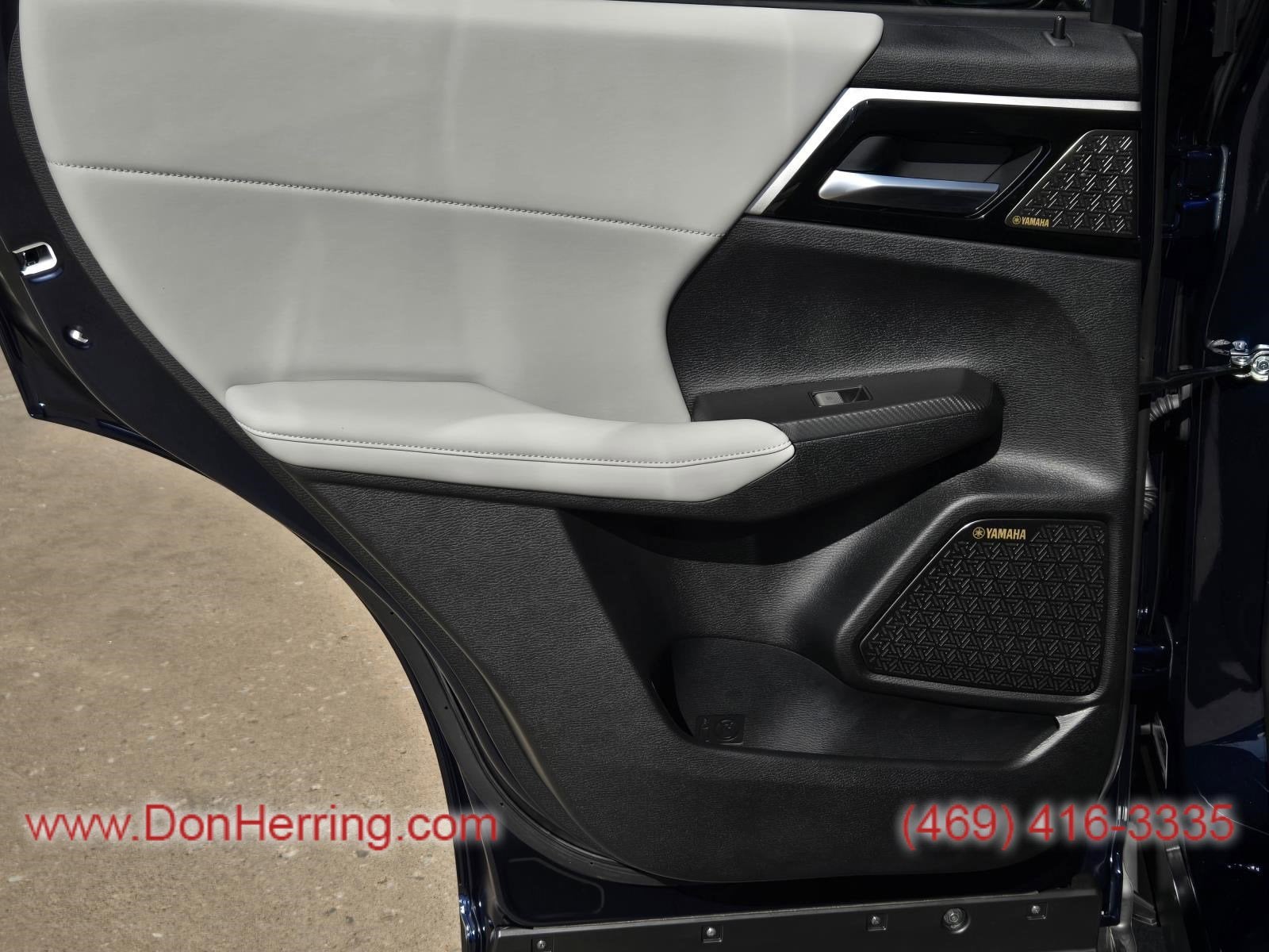 2025 Mitsubishi Outlander SE AWC