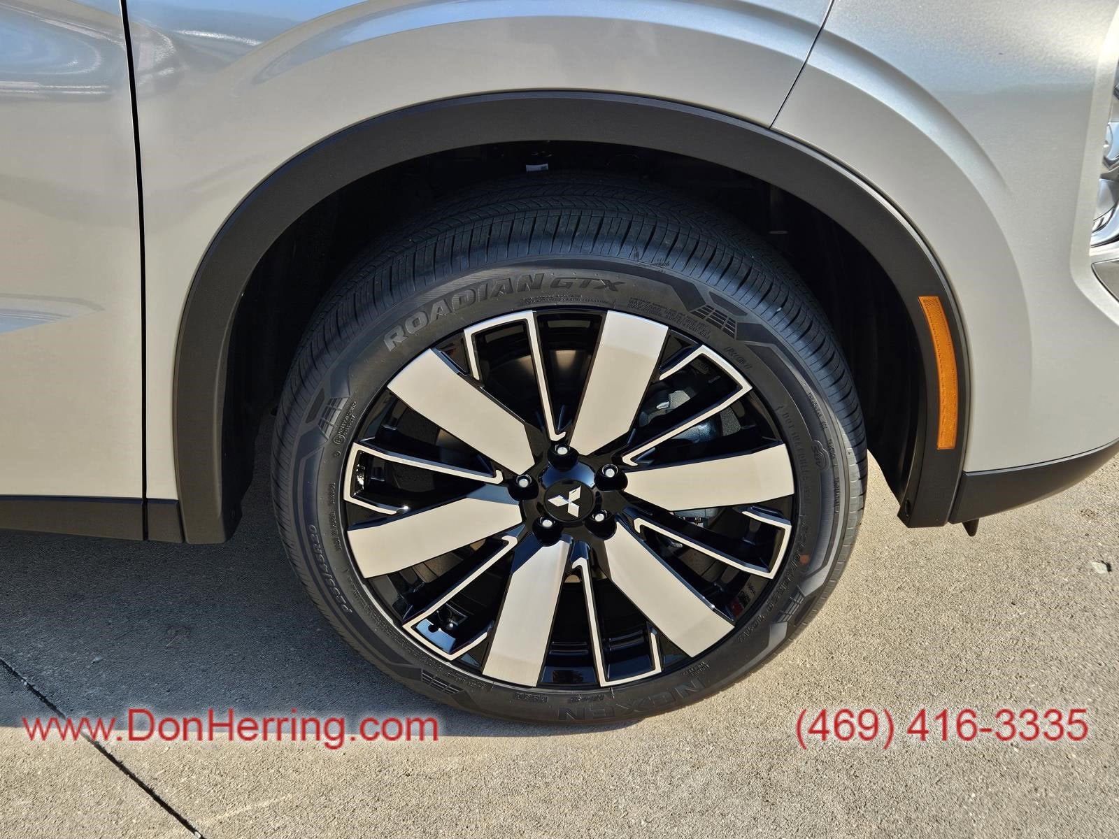 2025 Mitsubishi Outlander SE AWC