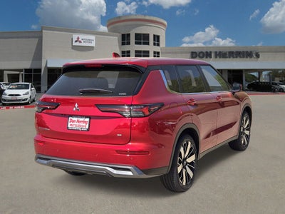 2026 Mitsubishi Outlander SE
