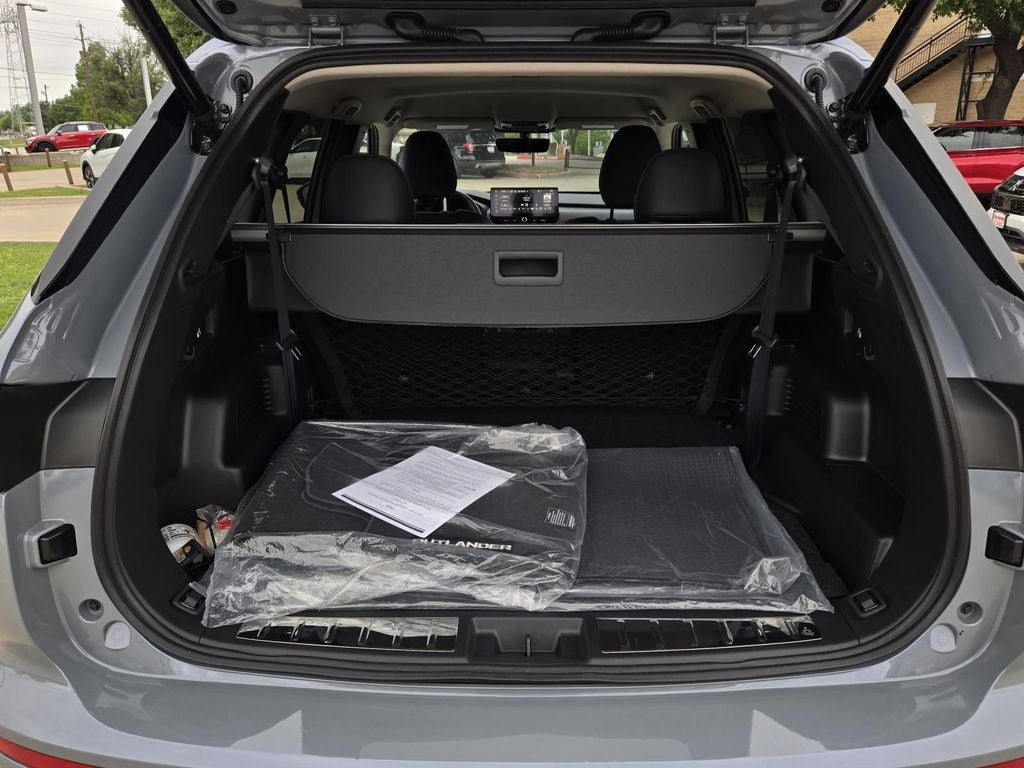 2026 Mitsubishi Outlander SE