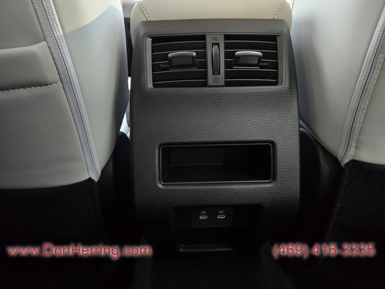 2026 Mitsubishi Outlander SE AWC