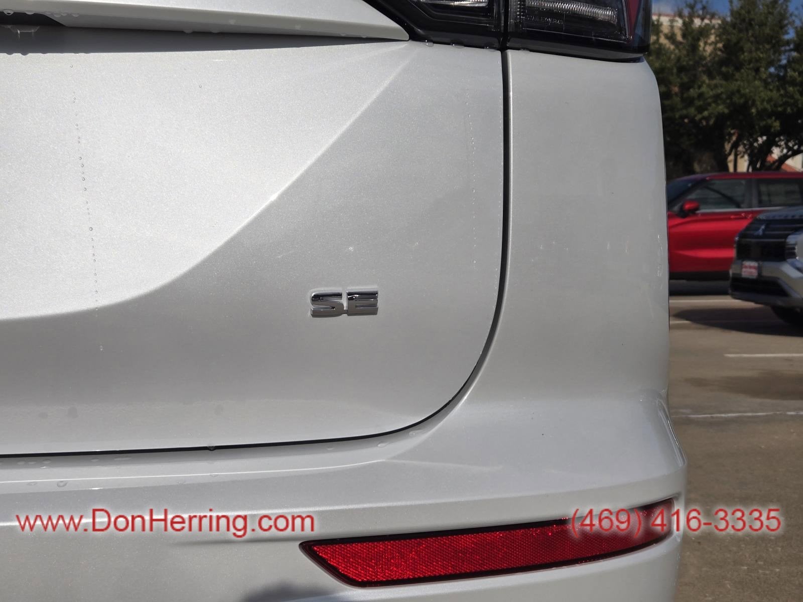 2026 Mitsubishi Outlander SE AWC