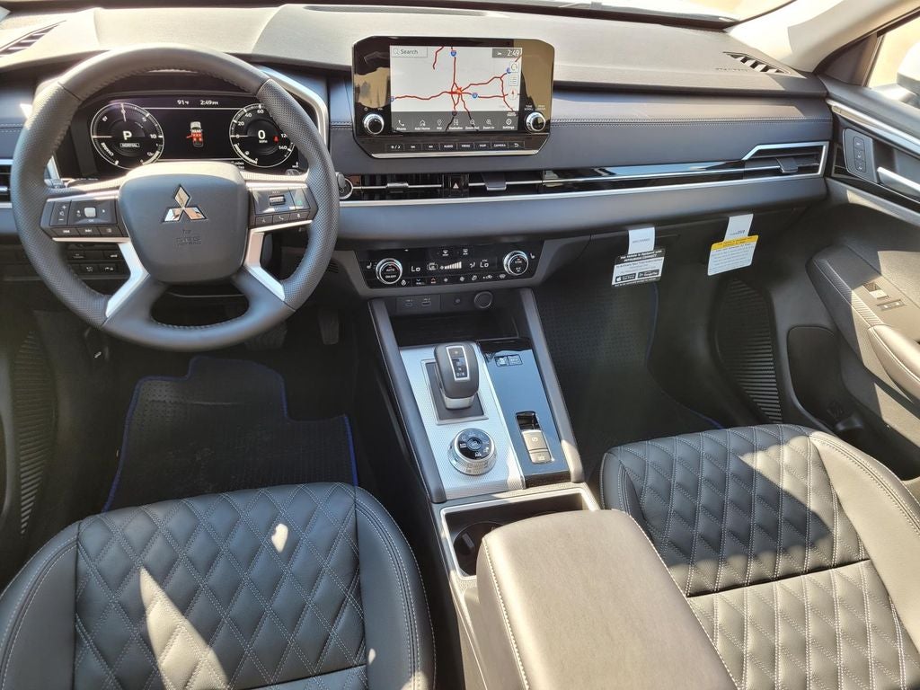 2025 Mitsubishi Outlander PHEV SEL