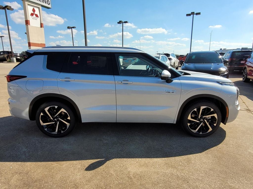 2025 Mitsubishi Outlander PHEV SEL
