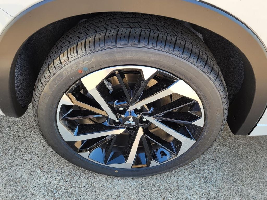 2025 Mitsubishi Outlander PHEV SEL