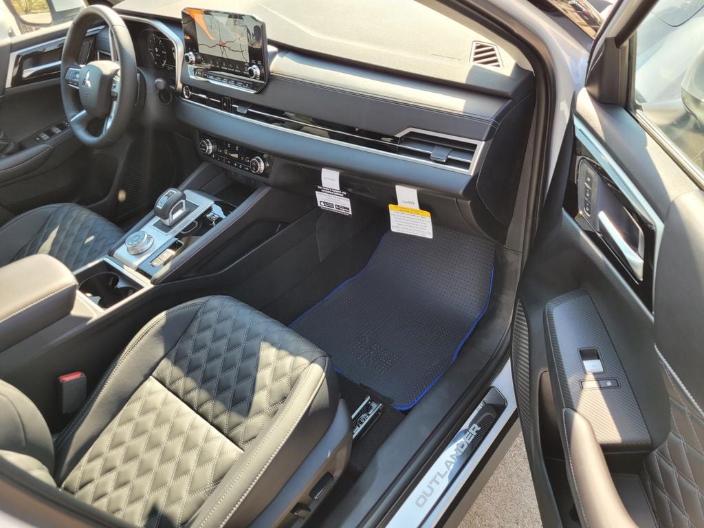 2025 Mitsubishi Outlander PHEV SEL