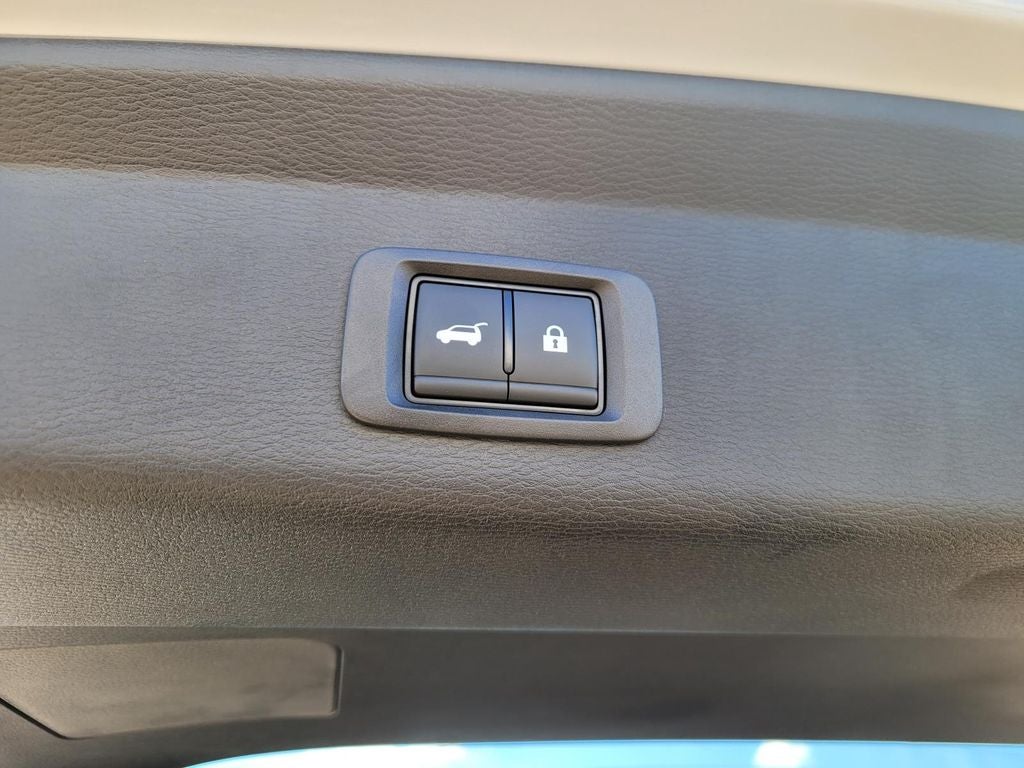 2025 Mitsubishi Outlander PHEV SEL