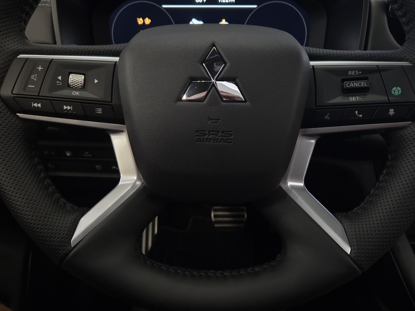2026 Mitsubishi Outlander PHEV Black Edition