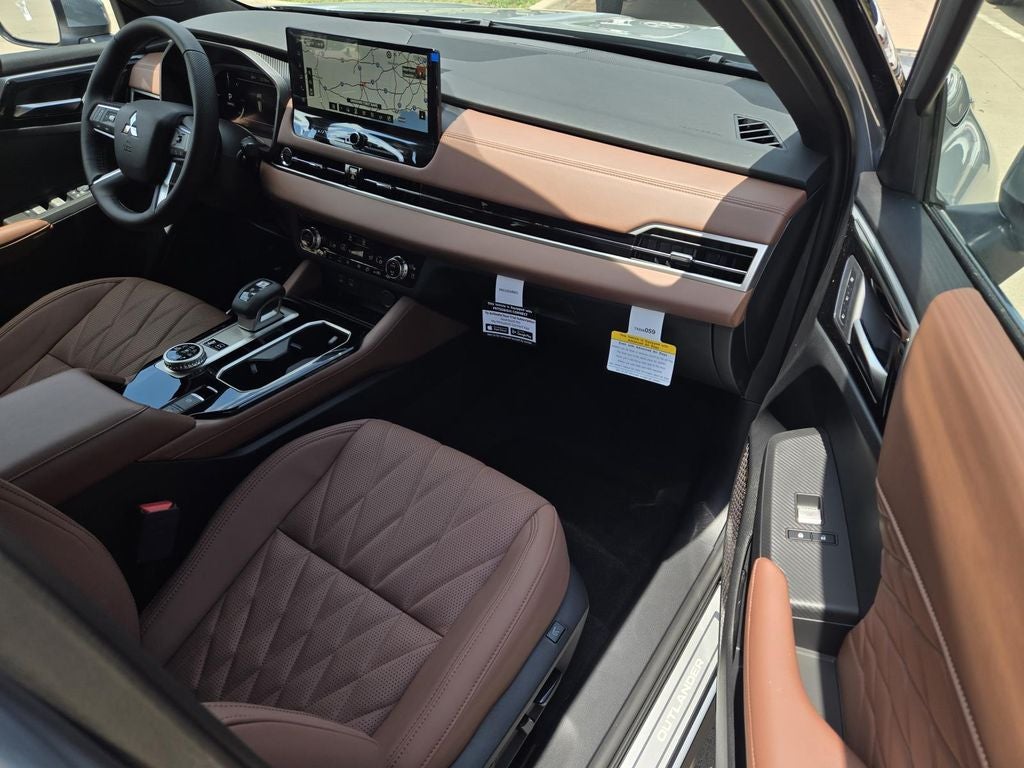 2026 Mitsubishi Outlander PHEV SEL