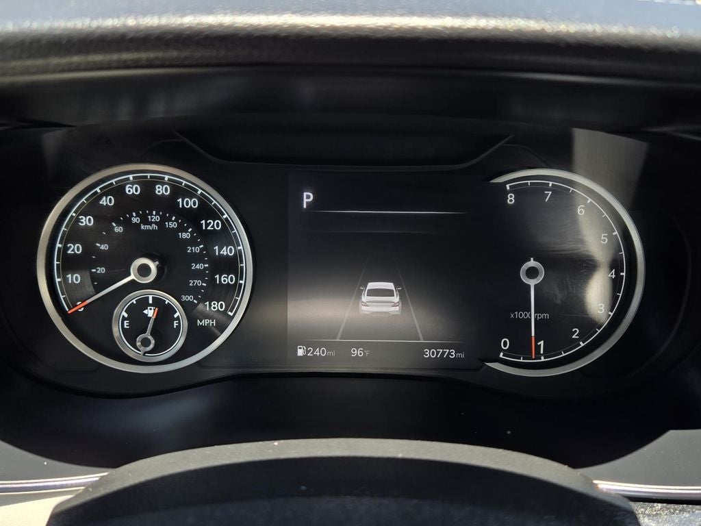 2025 Genesis G70 2.5T