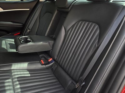 2022 Genesis G70 2.0T