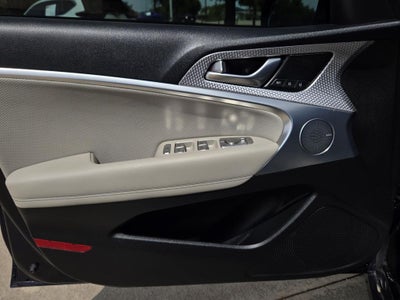 2023 Genesis G70 2.0T