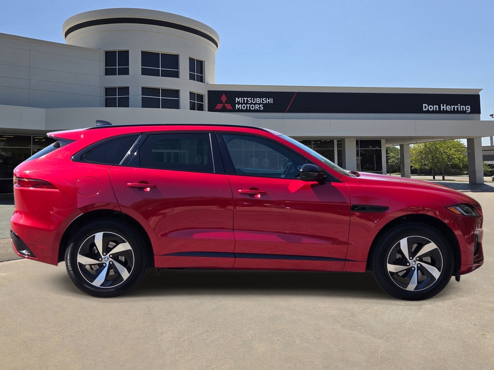2025 Jaguar F-Pace R-Dynamic S