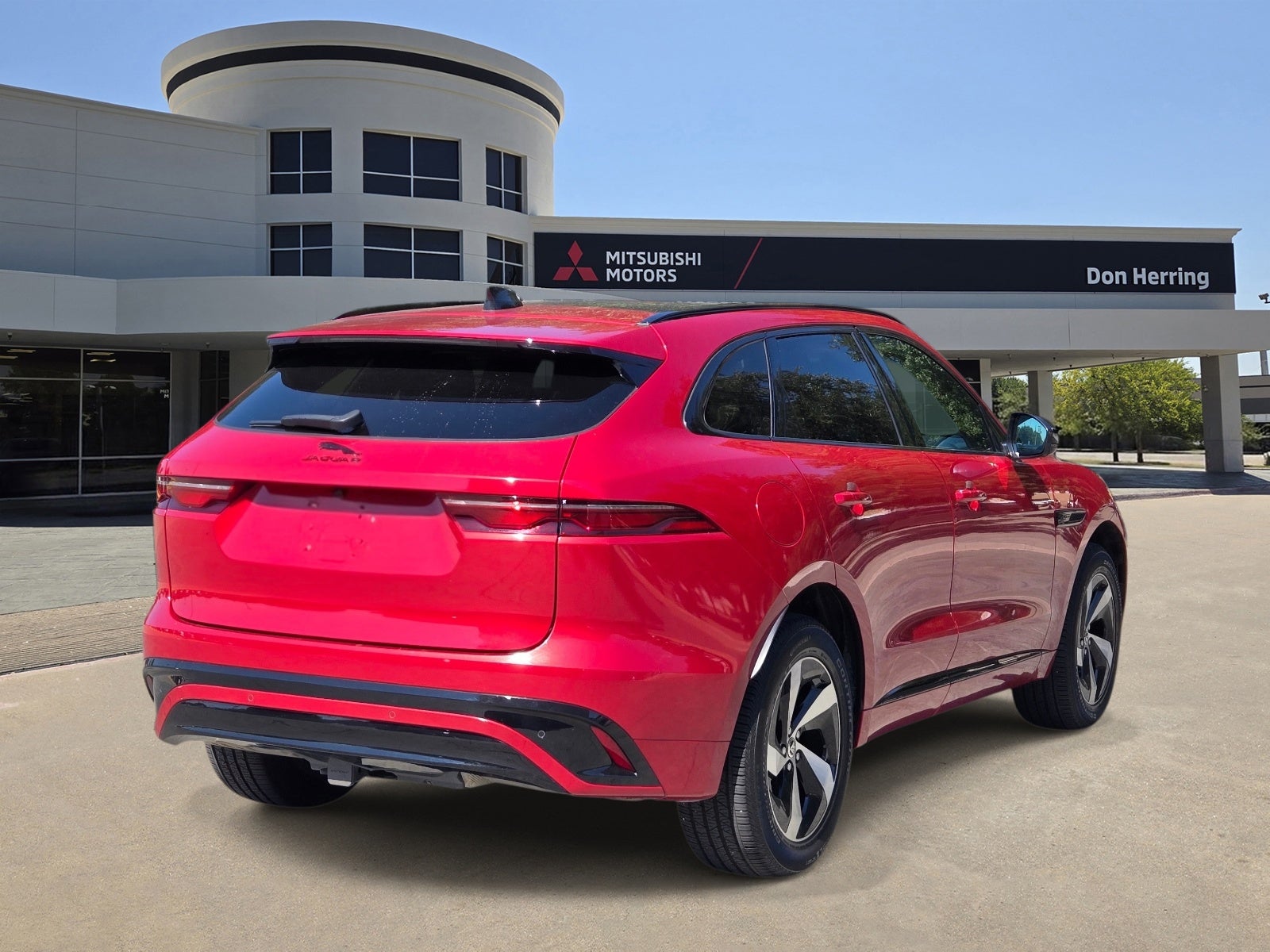 2025 Jaguar F-Pace R-Dynamic S